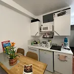 Cozy Parisian Flat In 15Th Arr